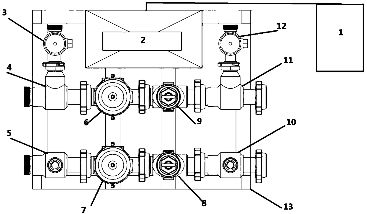 Remote hydraulic dynamic pressure release device and method for fracturing high-pressure manifold