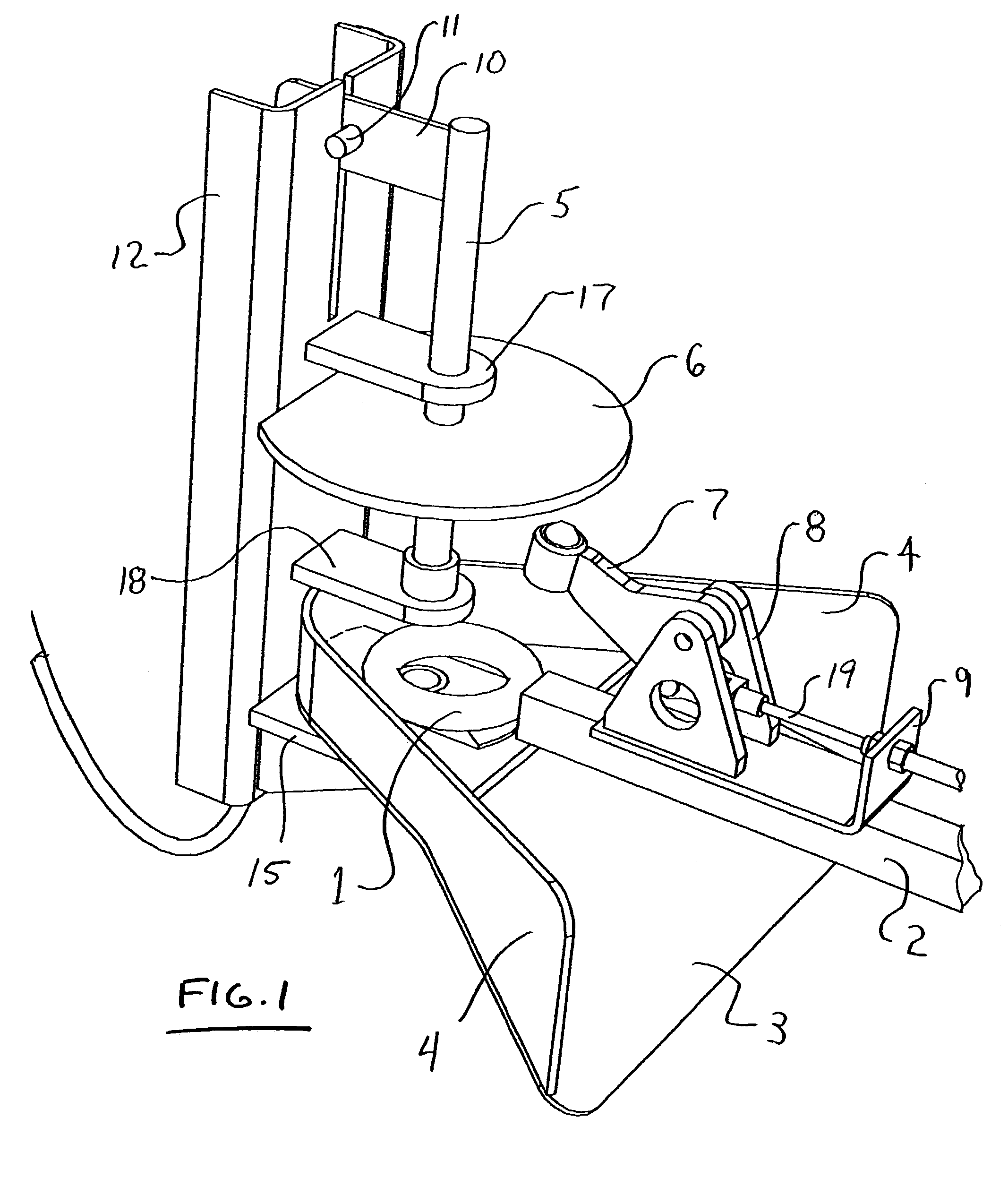 Self-aligning hitch assembly