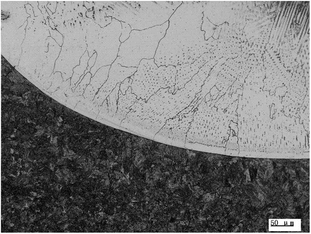 Method for observing metallographic structure of Hastelloy/steel overlaying welding interface