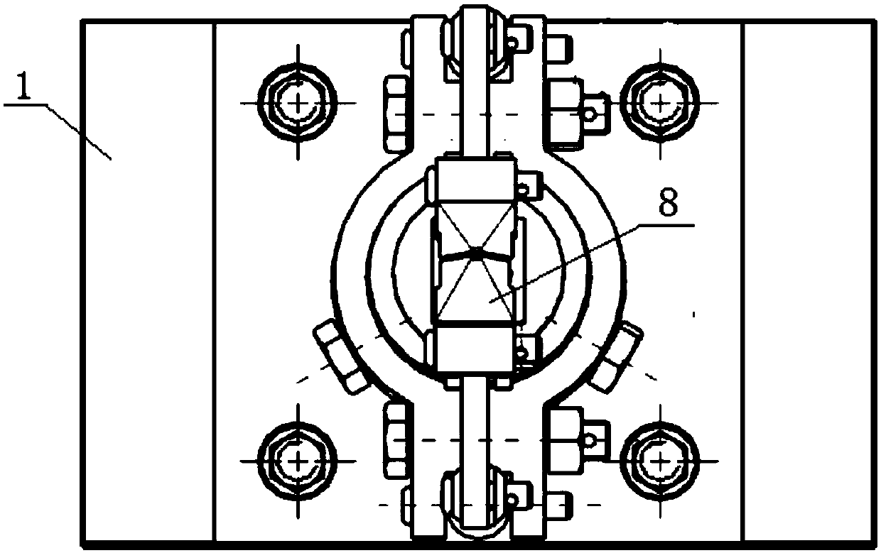 Kelp clamping machine seedling insertion device