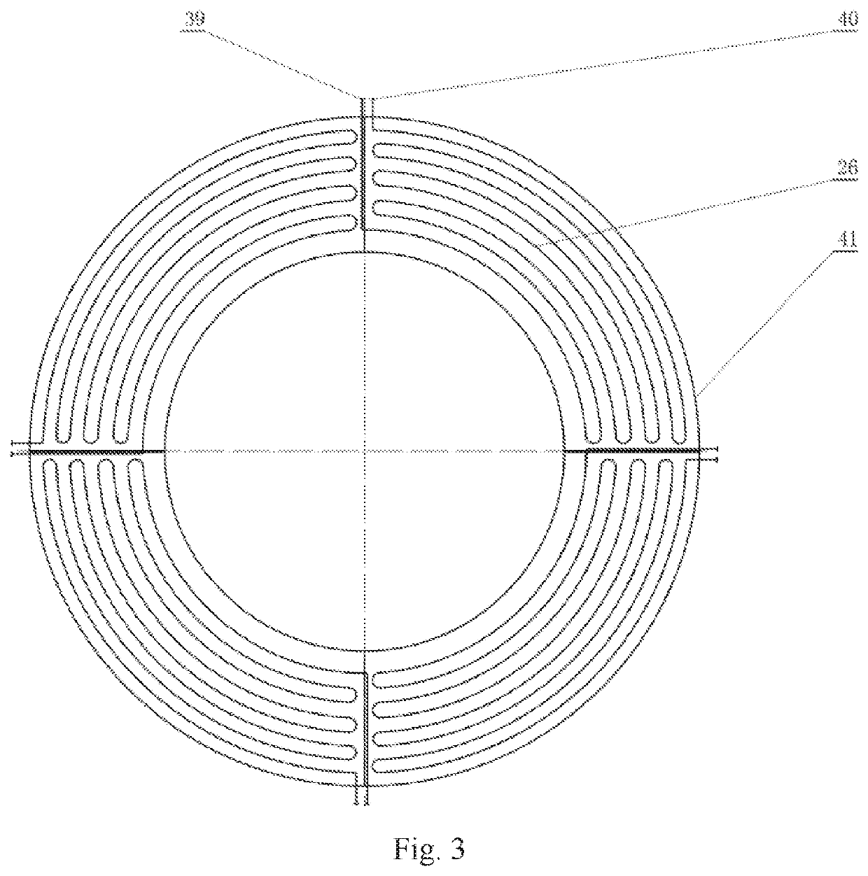 Device and method for reducing wind resistance power of large geotechnical centrifuge