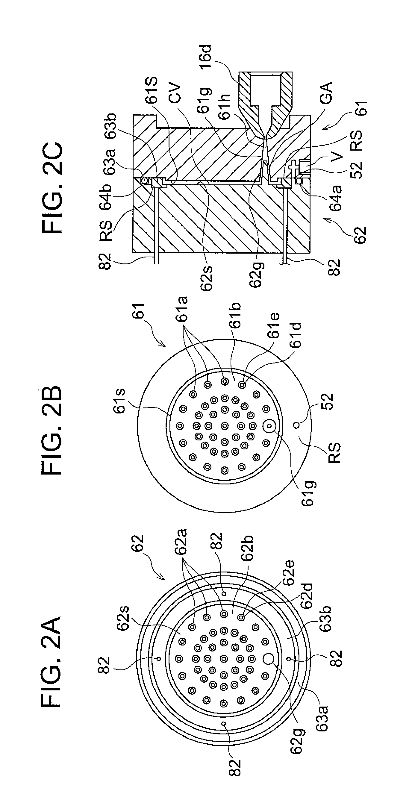 Structore of molding tools, injection molding device, and molding method