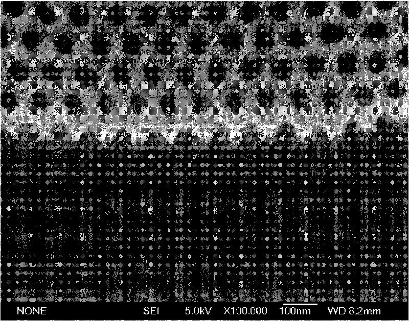 Gas-sensitive transducer with nano wall structure and preparation method thereof