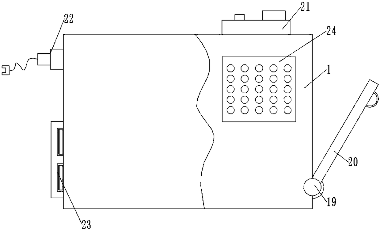 Automatic cleaning device used for production of electronic products