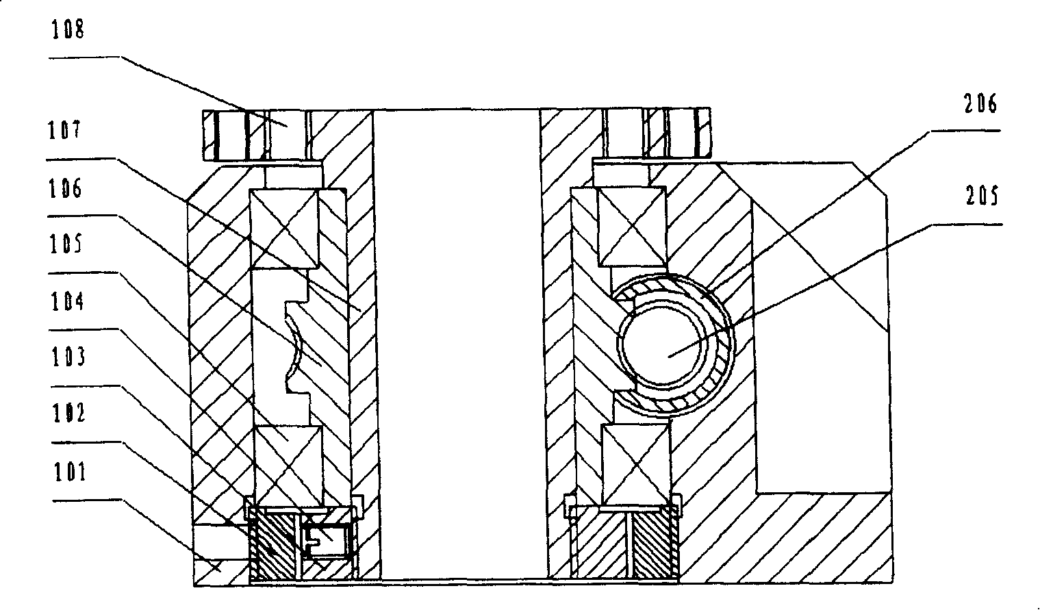 Gap eliminator for worm and wormwheel