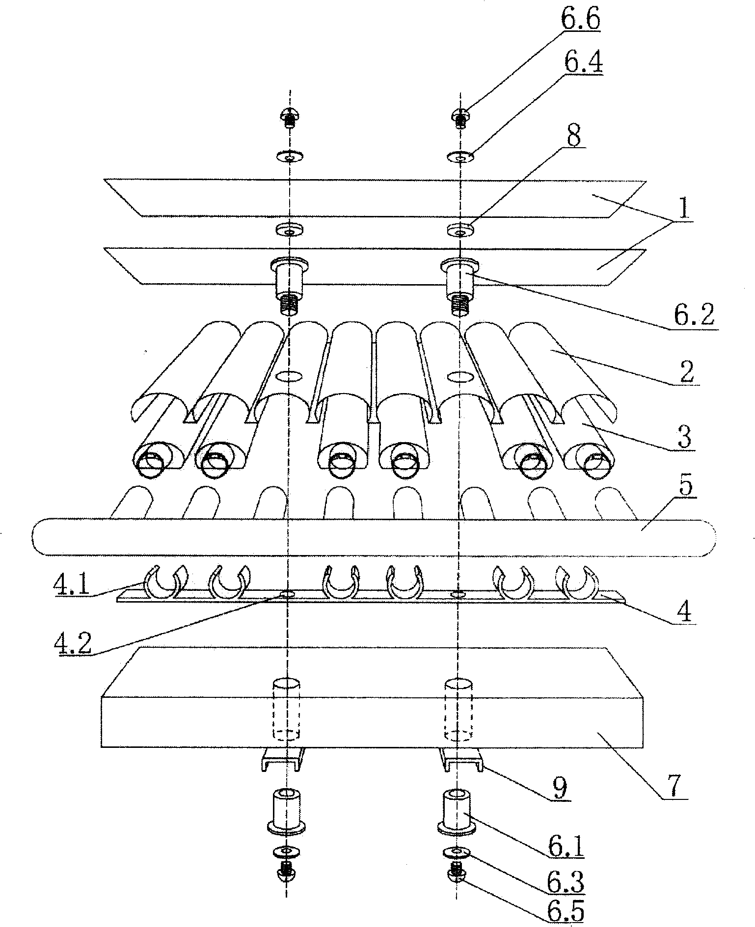 Overall plastic solar heat collector