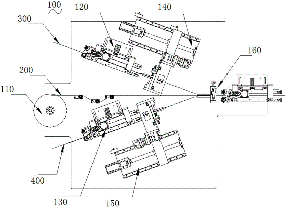 Pole piece loading device for battery cell winding lamination stacking machine