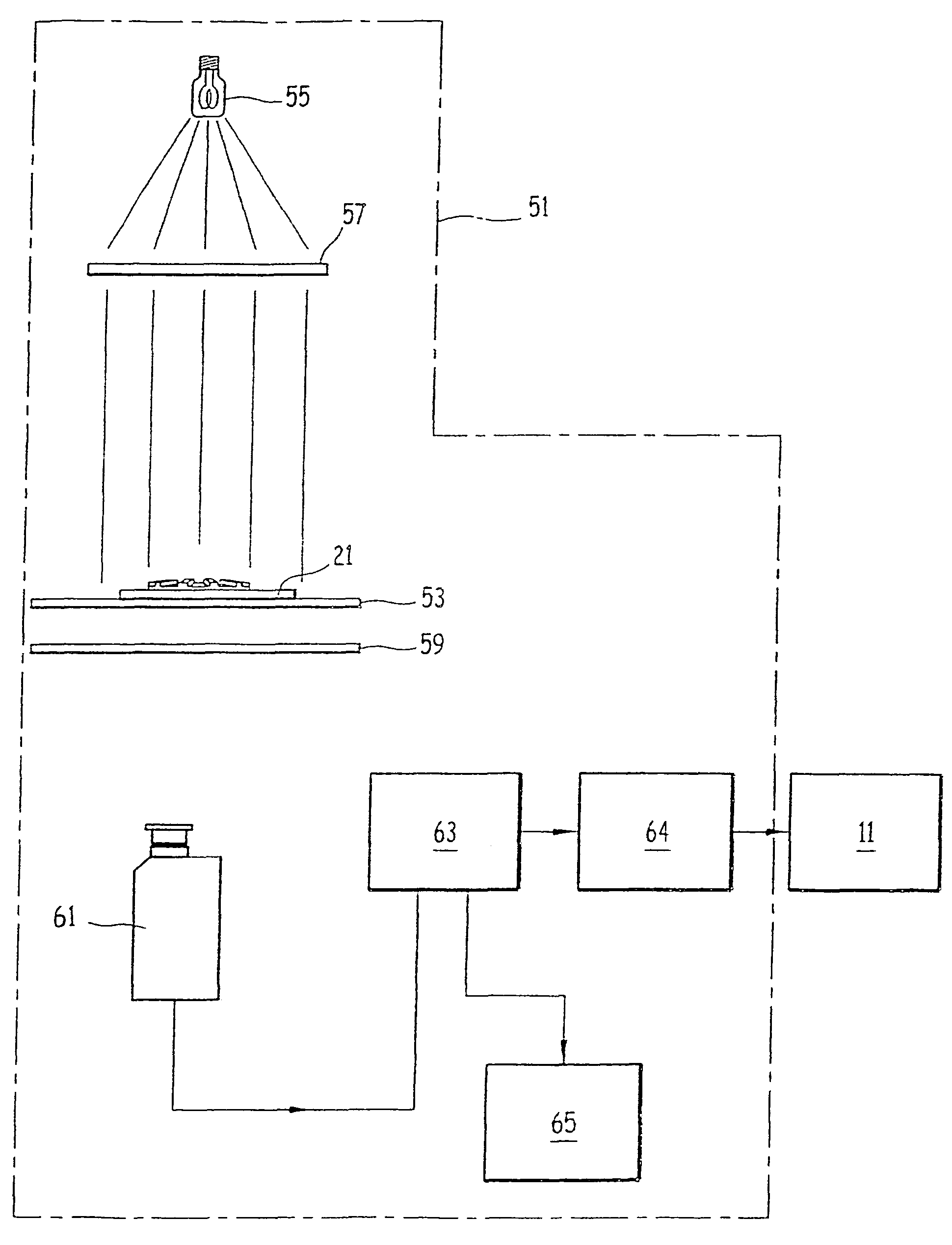 Method of calibrating an ophthalmic-lens-piercing machine, device used to implement one such method and ophthalmic-lens-machining apparatus comprising one such device