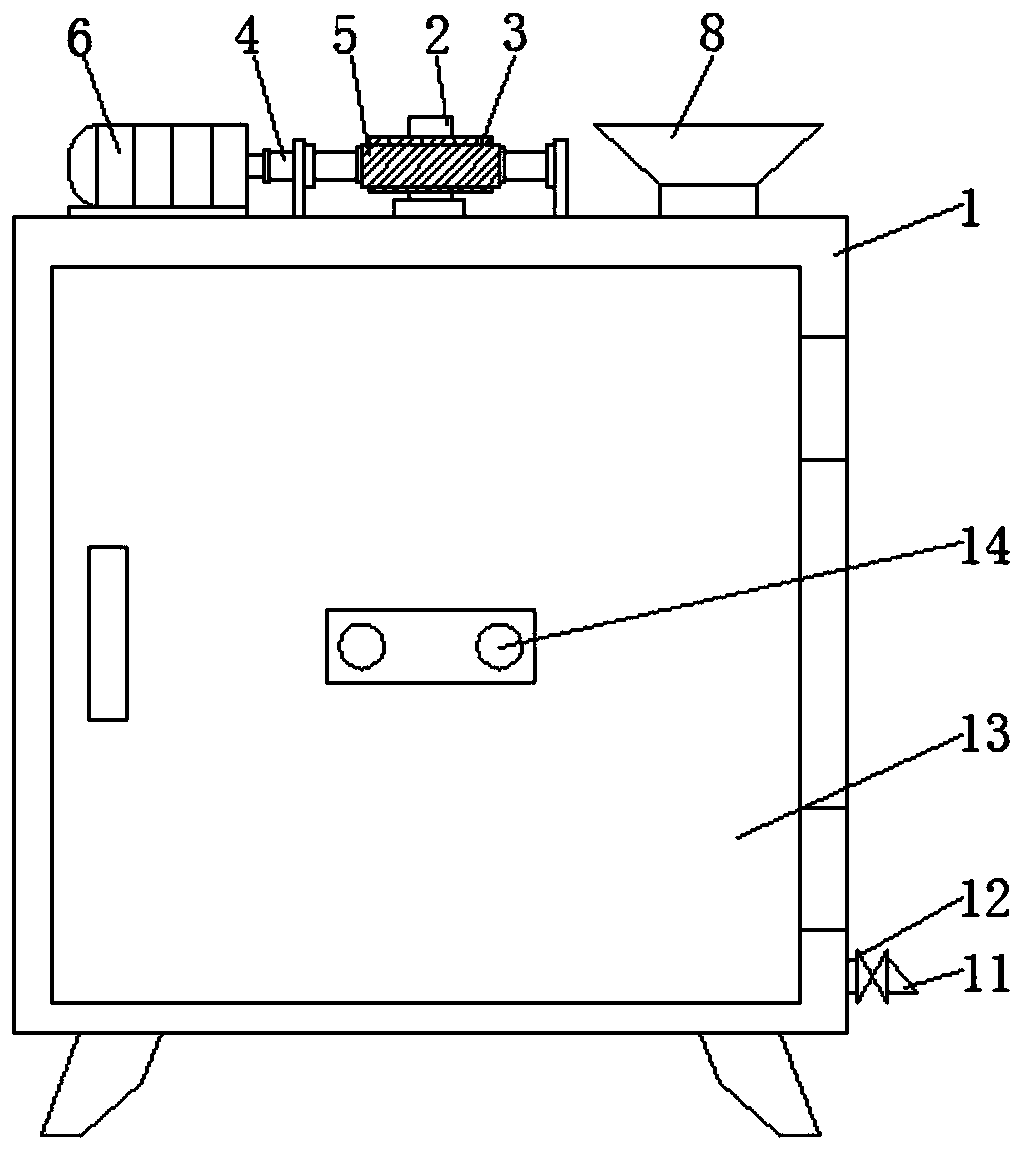 A device for extracting silver from silver-containing wastewater