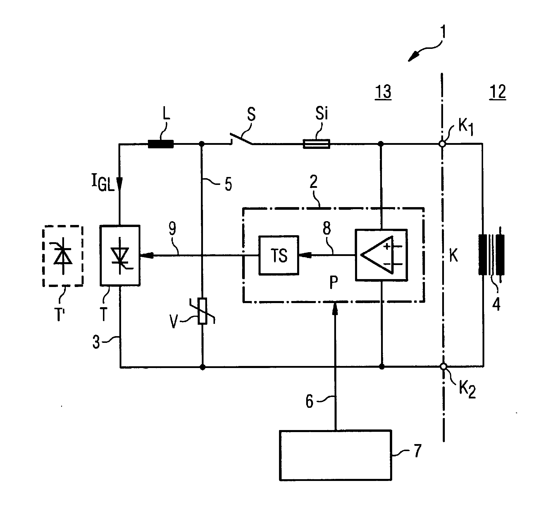 Device and method for reducing a magnetic unidirectional flux fraction in the core of a transformer