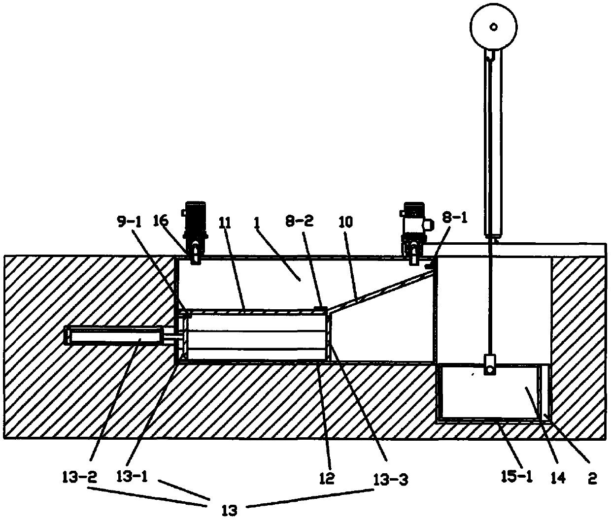 Sludge collection device for sludge treatment