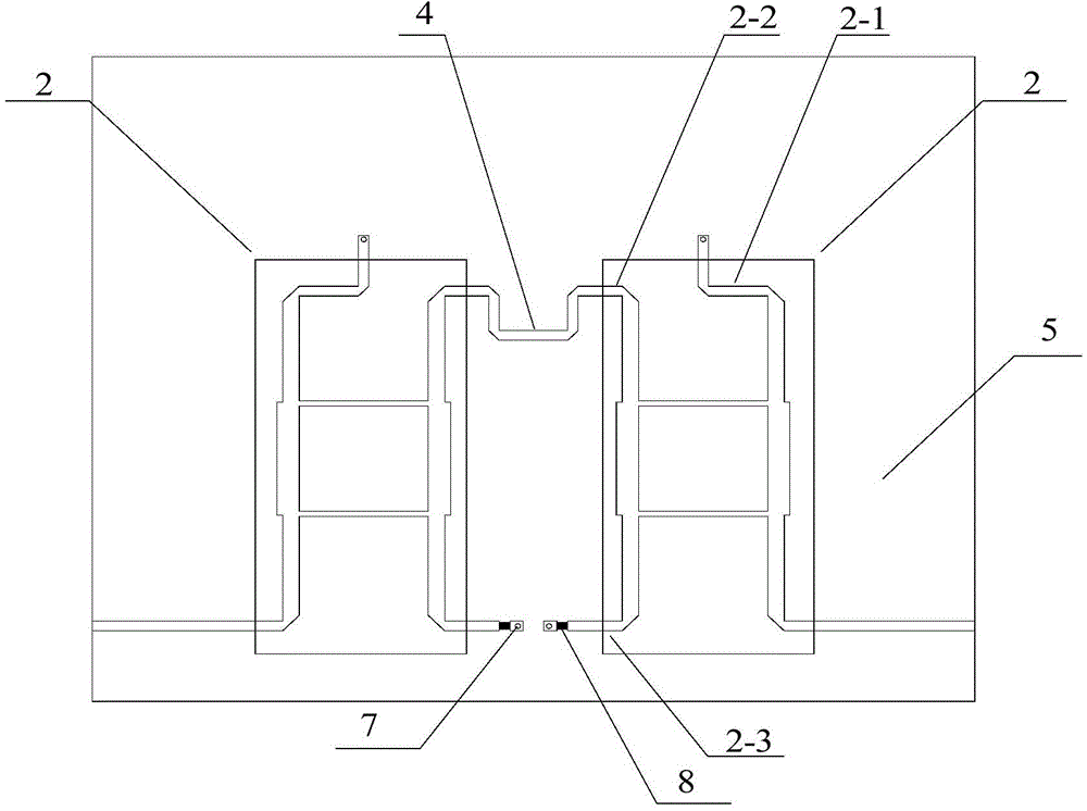 Microwave broadband decoupled network based on signal interference concept