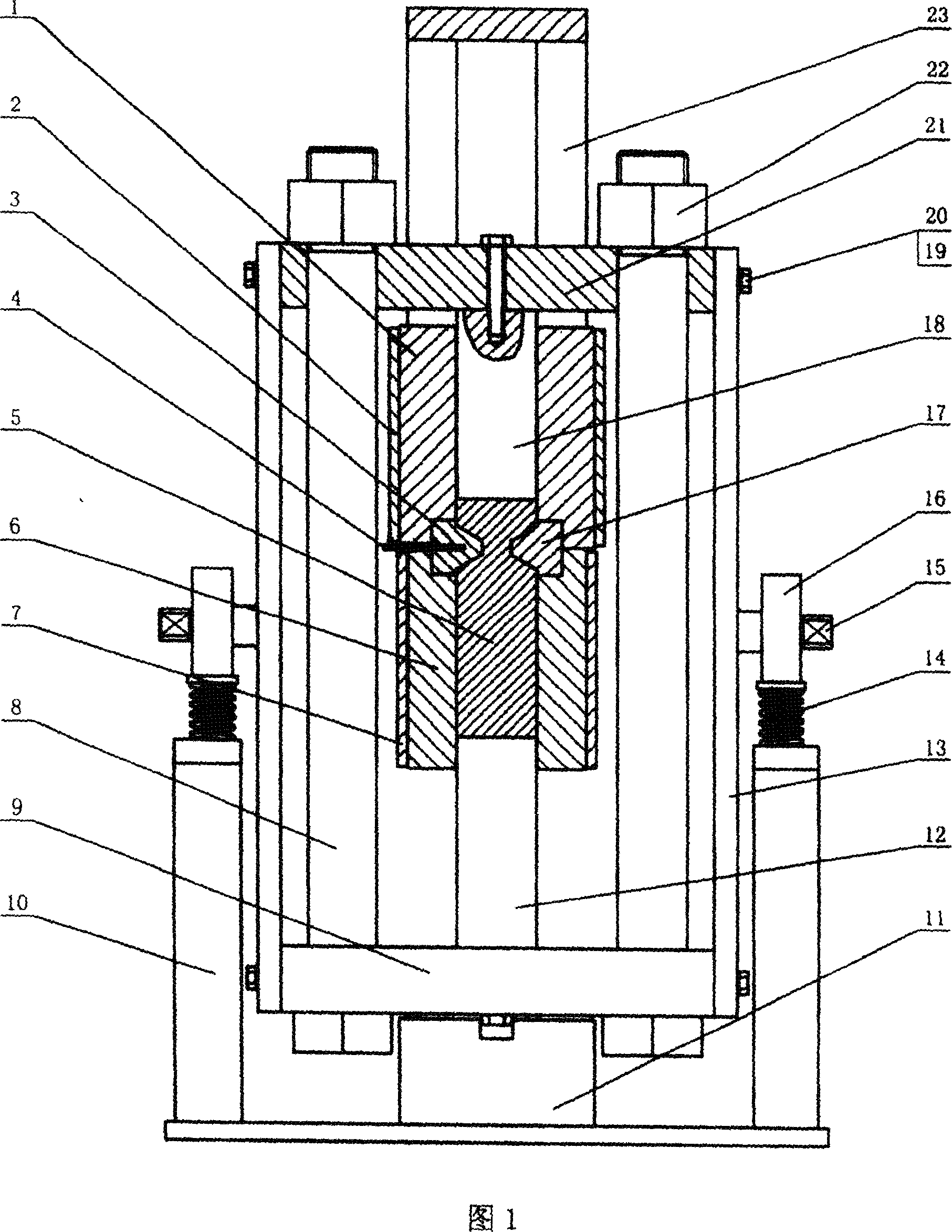 Reciprocating extrusion grain refining equipment and extrusion refining method therewith