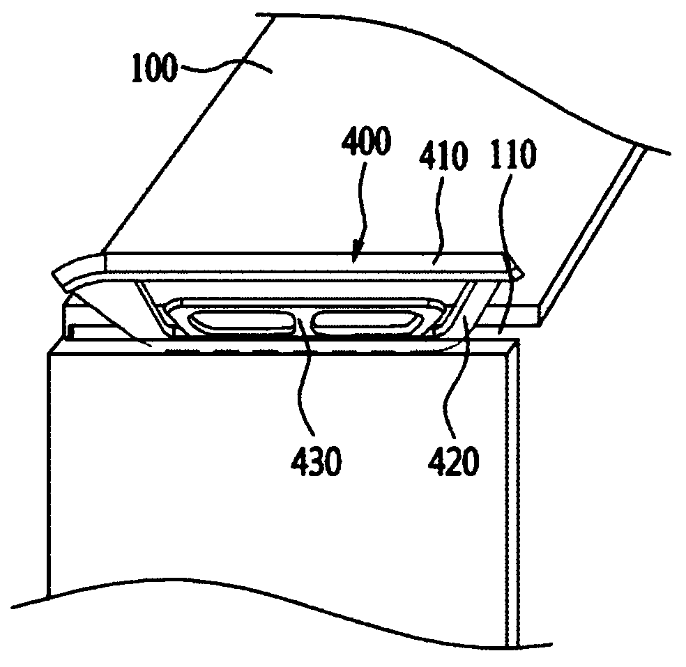 Insert components for trimming gap areas