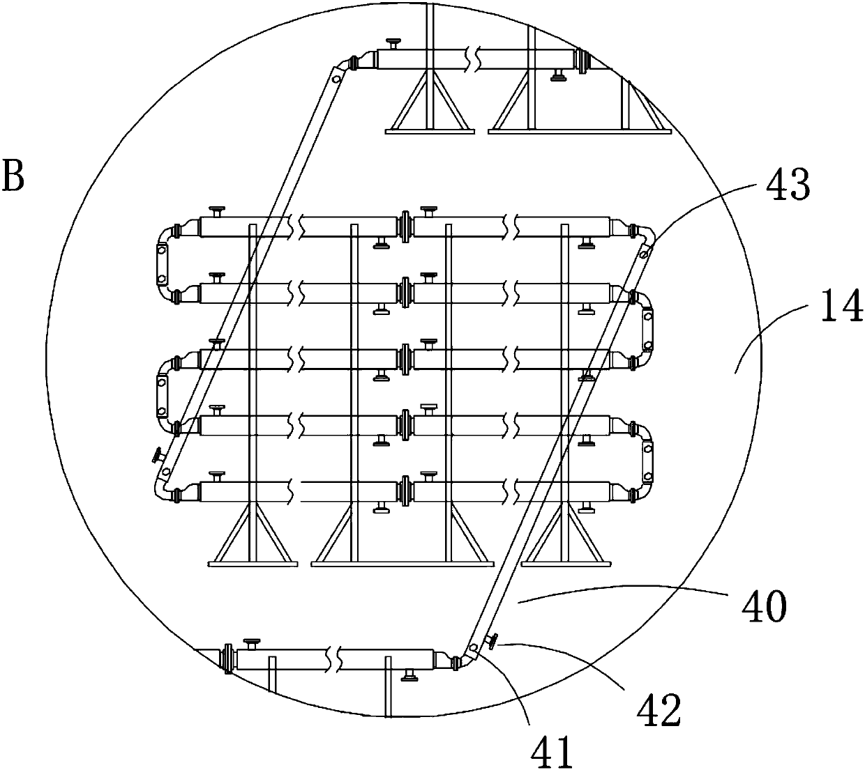 Multi-pipe reaction device for producing epoxidized soybean oil and method