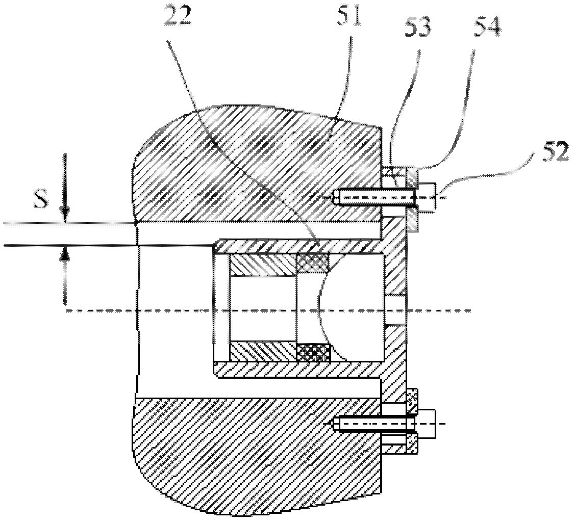 Optical detection system, biochemical analyzer, light beam orienting component and adjusting method of optical detection system and biochemical analyzer