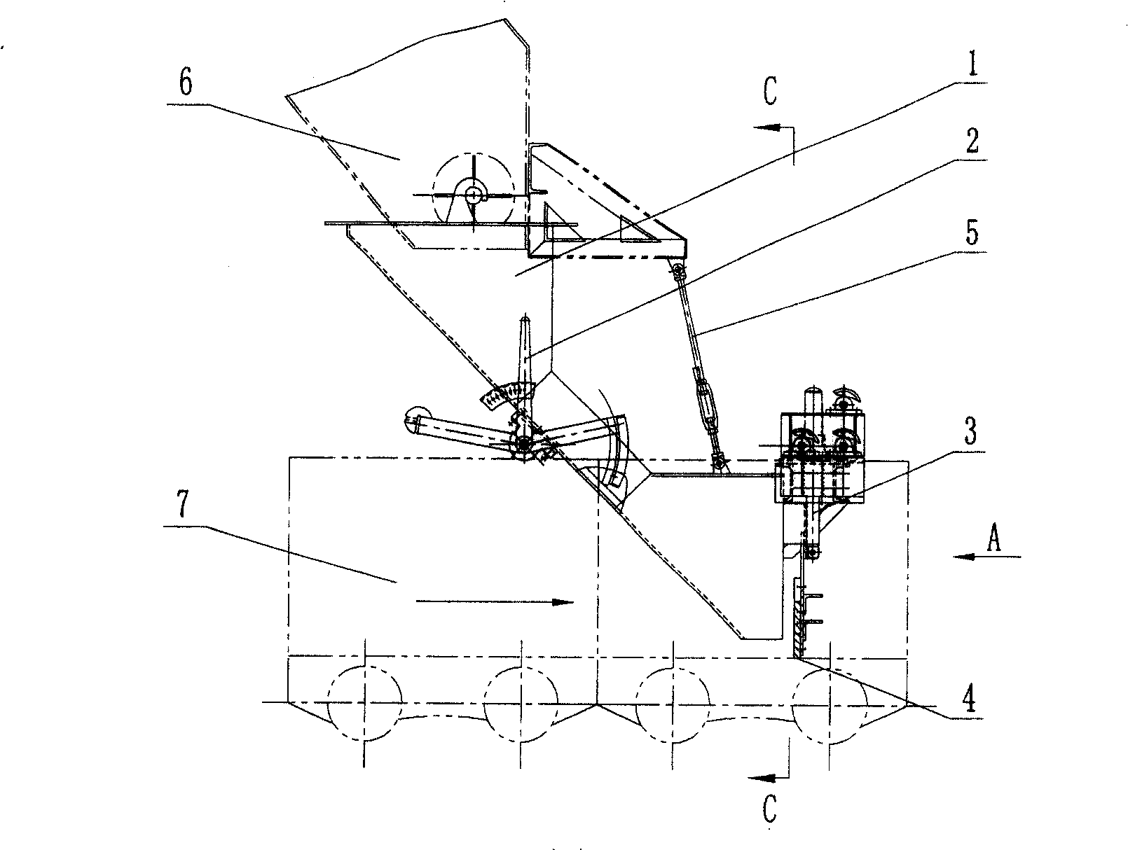 Swinging funnel used for paving bottom flavoring of sintering machine