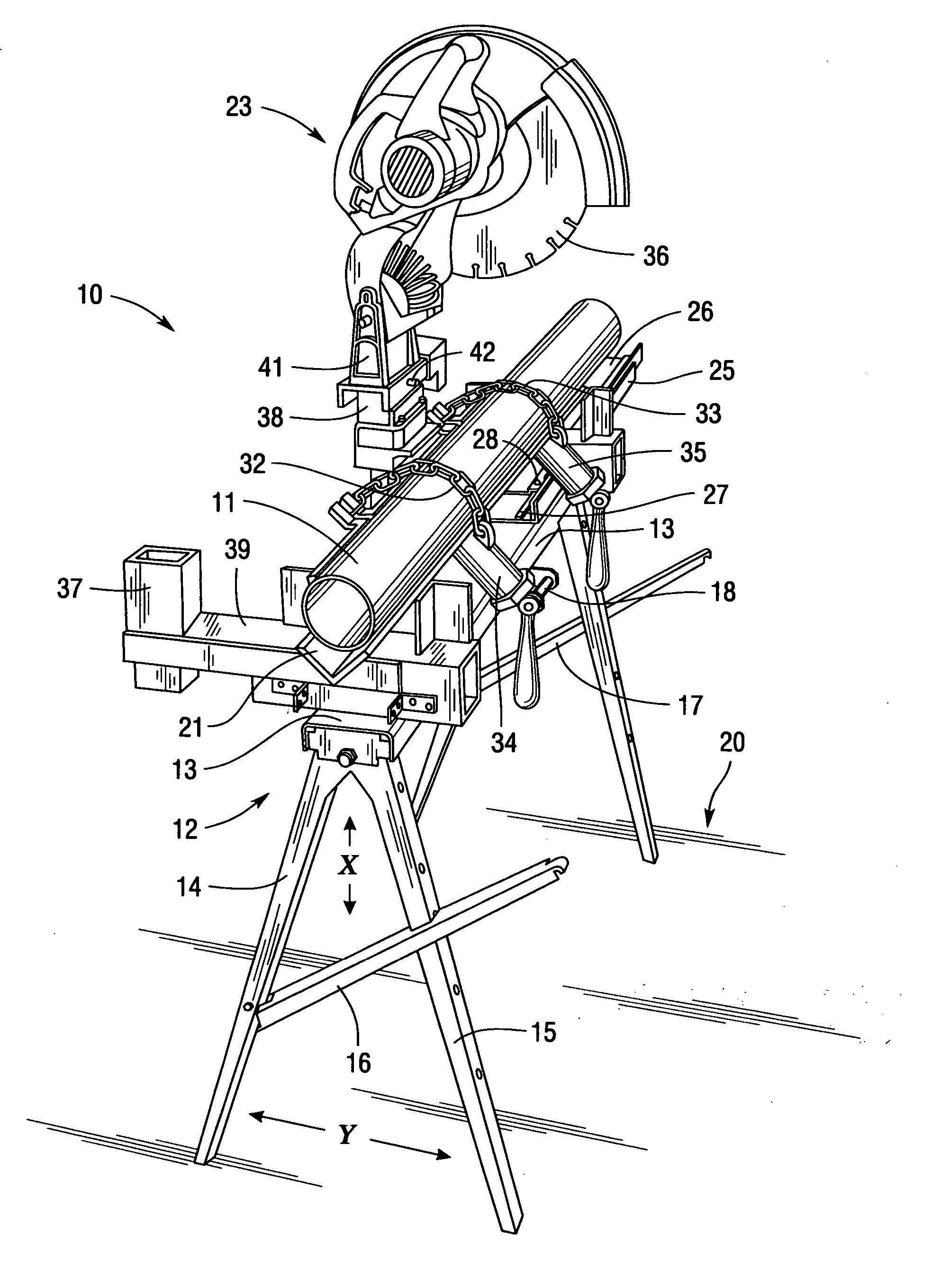 Portable pipe cutting apparatus