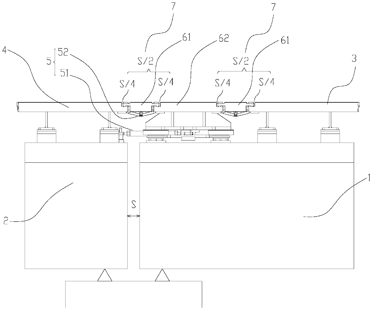 A magnetic levitation train track and its joint device