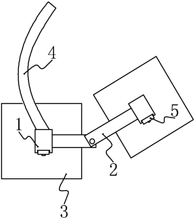 Self-adjusting picking ladder