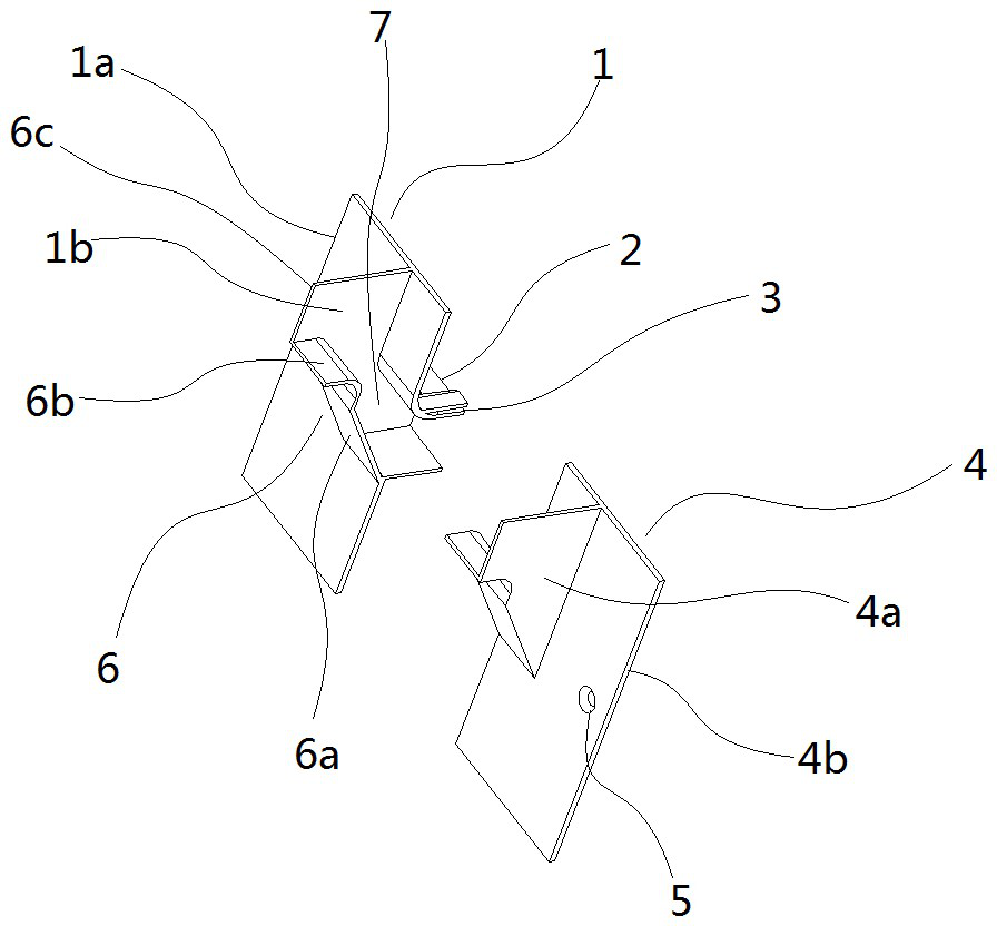 A wire groove wall-penetrating component