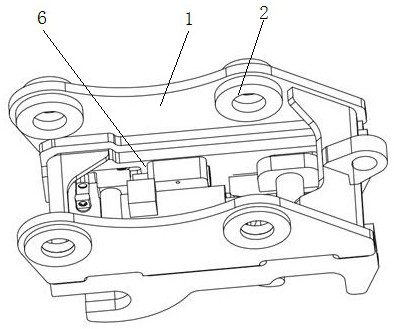 An excavator energy storage flat push link type self-locking reinforced quick changer