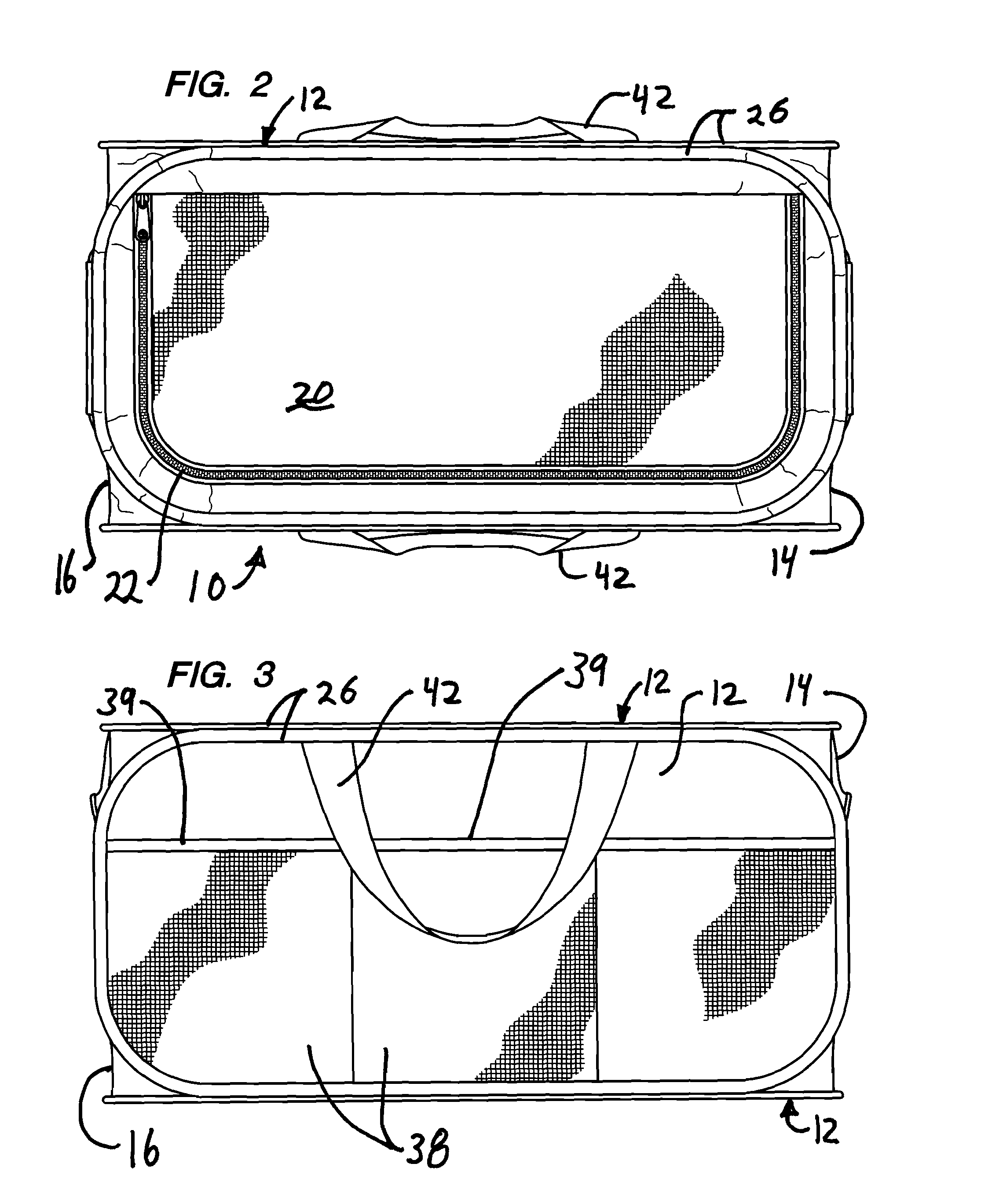 Collapsible container with pockets