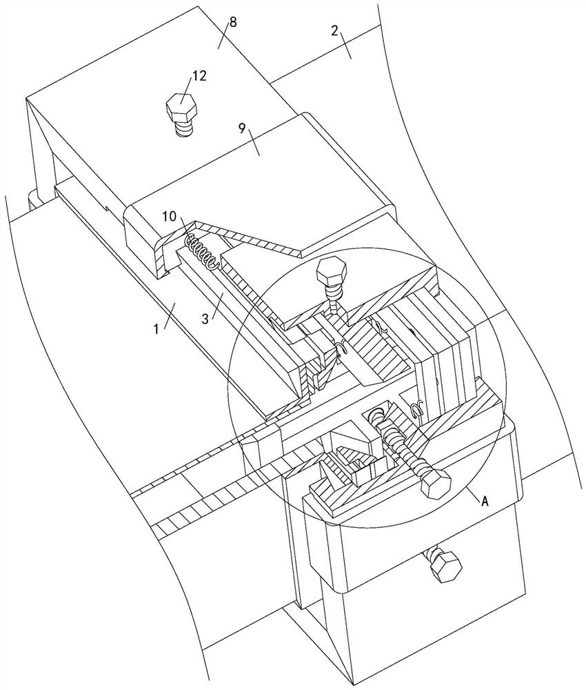 Splicing sealing structure of ventilating duct