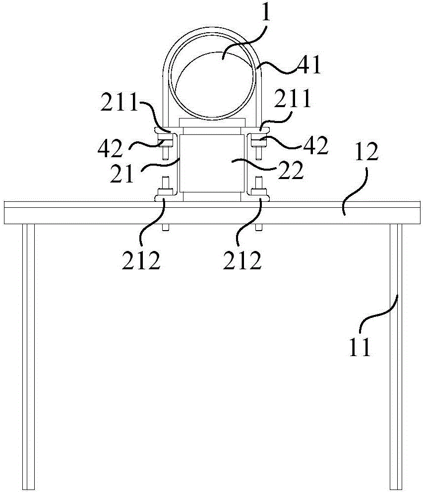 Device and method for preventing welding deformation of pipelines in nuclear power plant