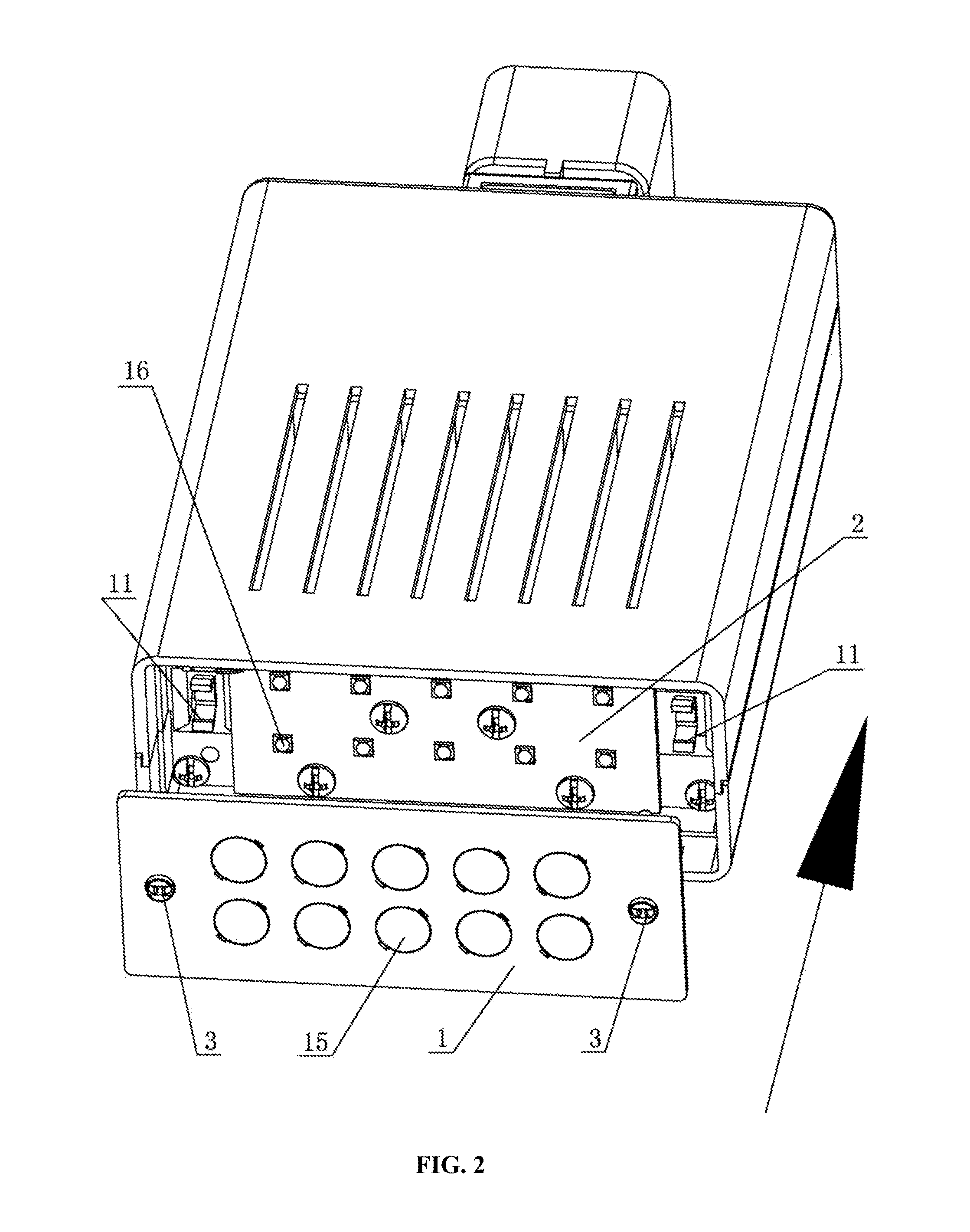 Connecting device for light fixtures