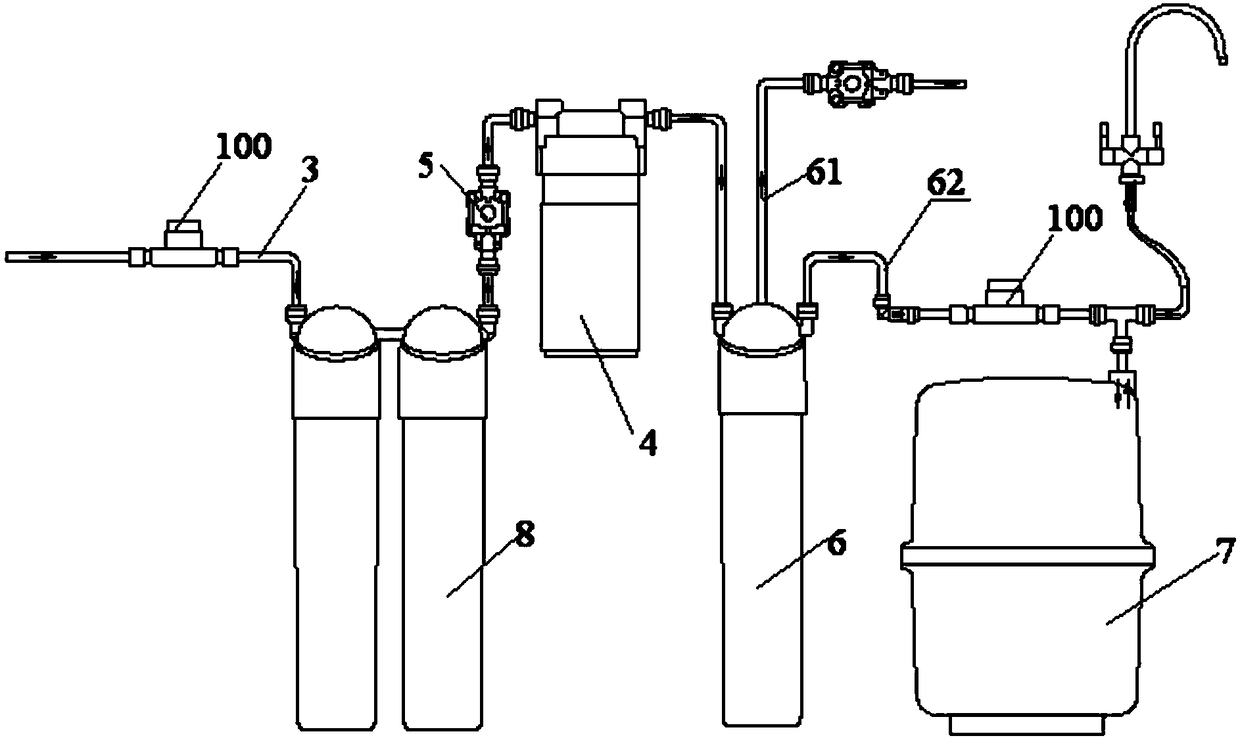 A high-voltage switch and a water purifier using the high-voltage switch