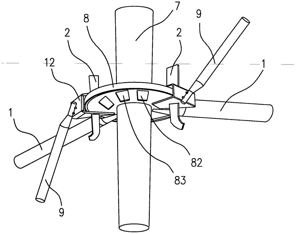 Novel com bined scaffold capable of adjusting position of standing plates and with ultra-safety performance