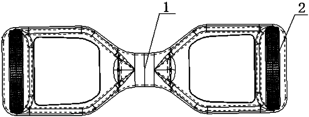 Cleaning tool for cleaning balancing vehicle, and balancing vehicle