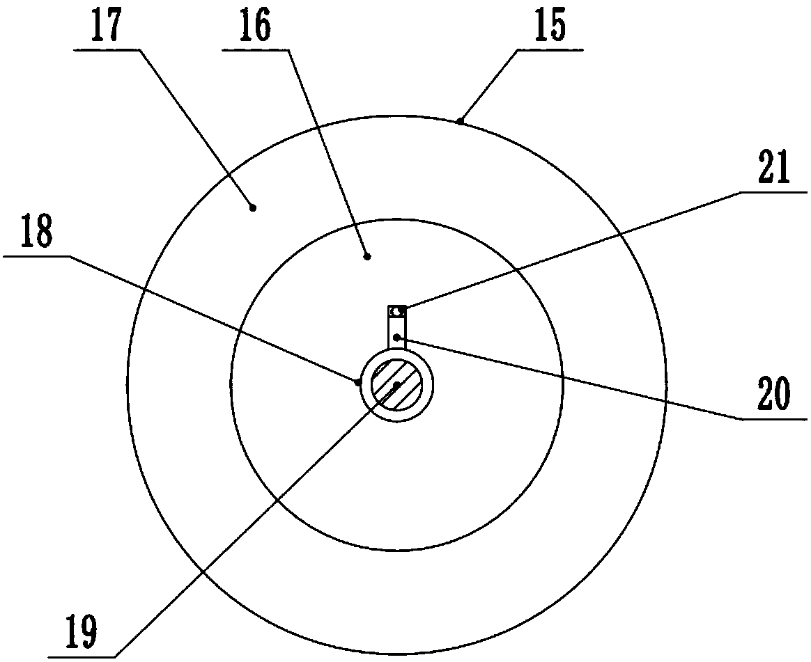 A wire winding device between soldering power cord core and enameled wire