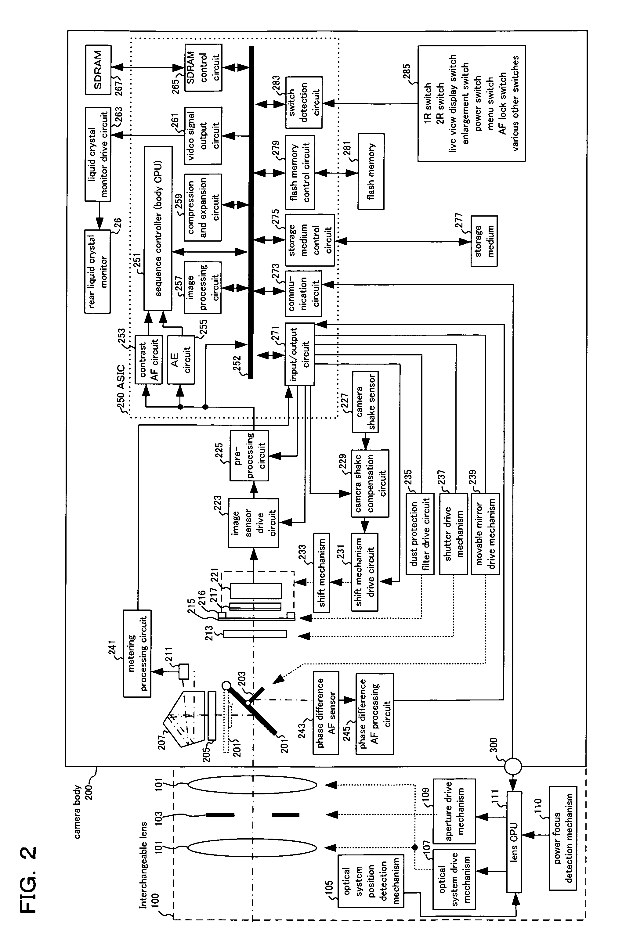 Imaging device with contrast AF, and control method for imaging device with contrast AF