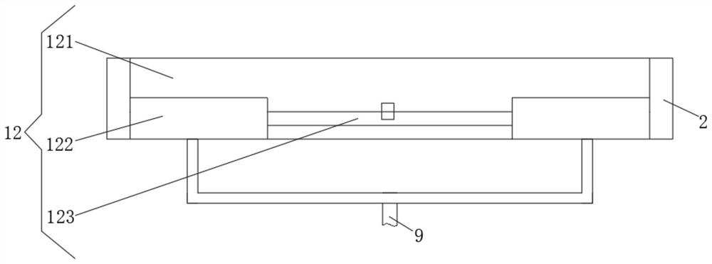 Self-adjusting deceleration strip