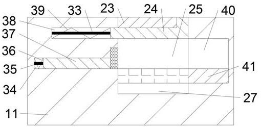 Drainage filtering device for adjusting drainage port along with rainfall