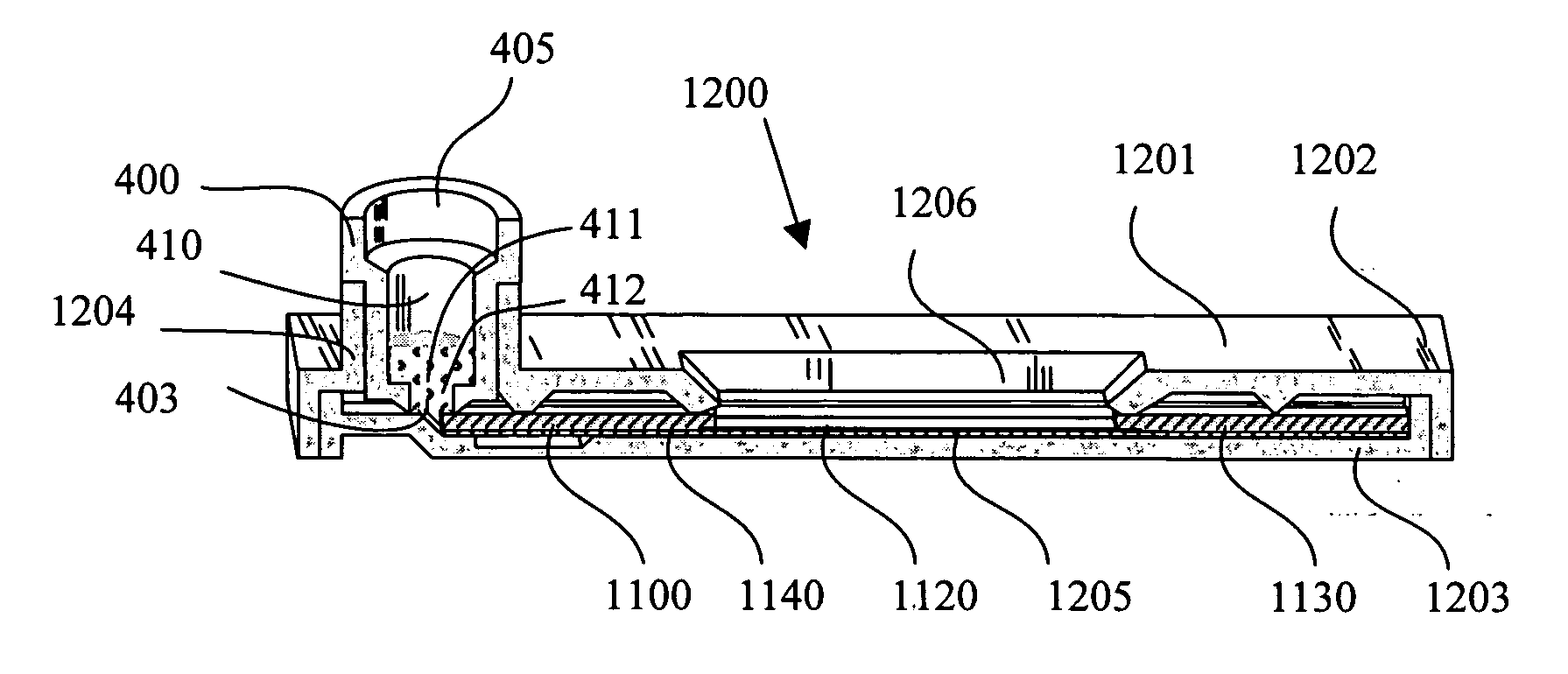 Flow assay device comprising dry reagent cake