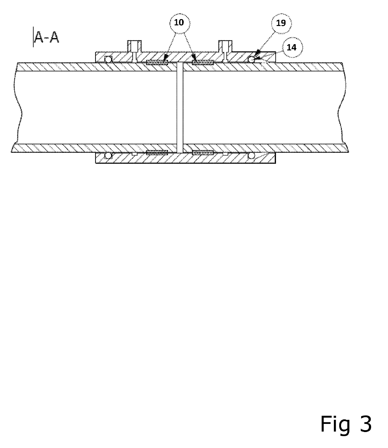 Pipe fittings allowing non-destructive pressure testing of integrity of seals