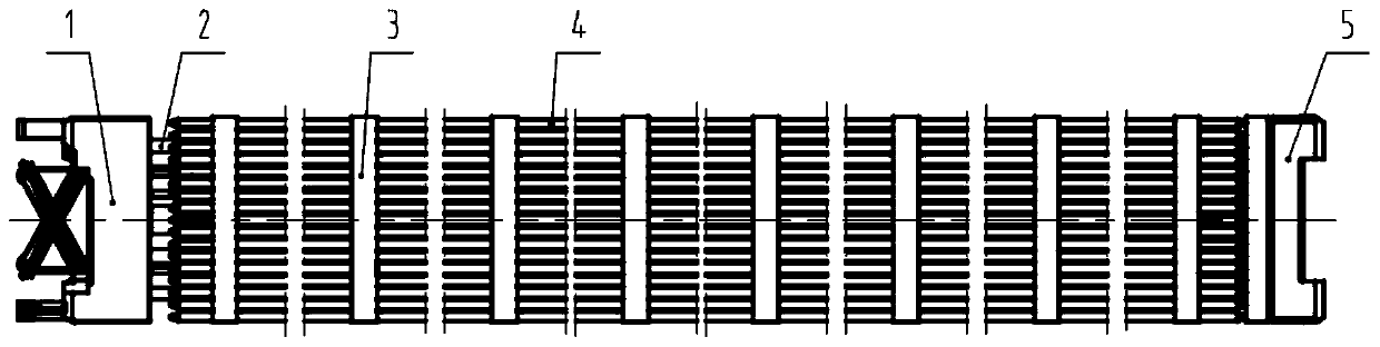 Fuel assembly simulation device with adjustable fuel rod clamping force