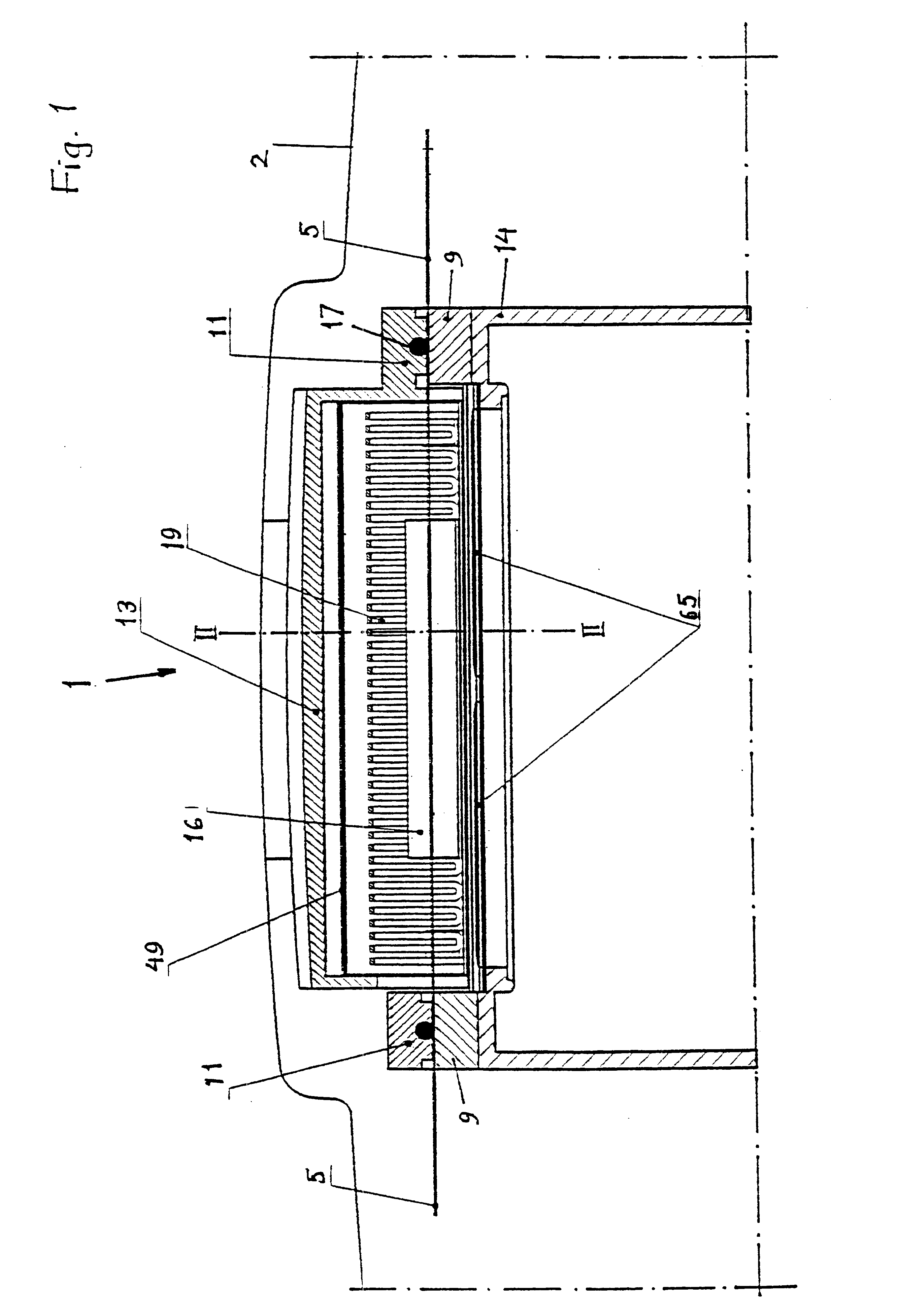 Device for heating shrinkable sleeves