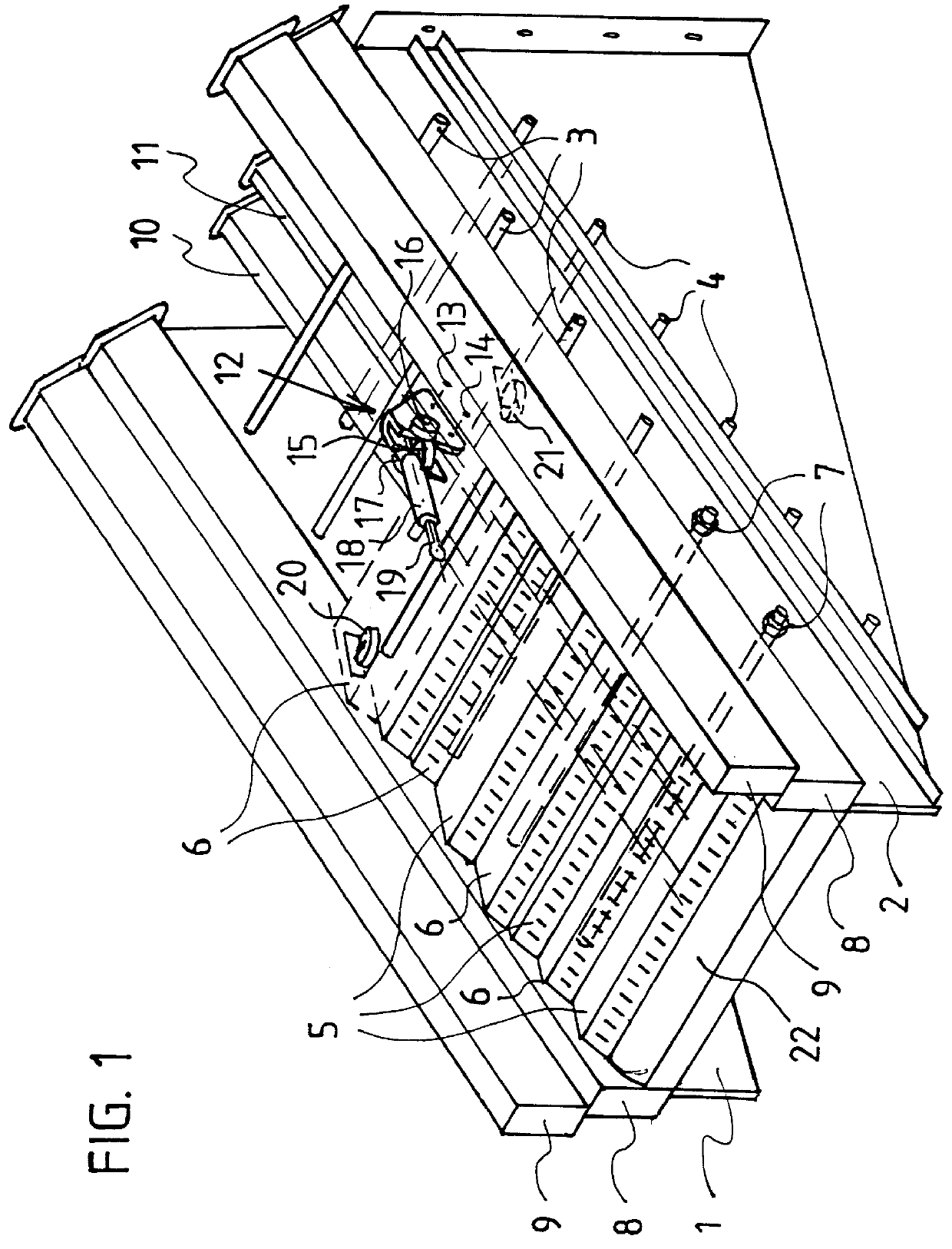 Water-cooled thrust combustion grate