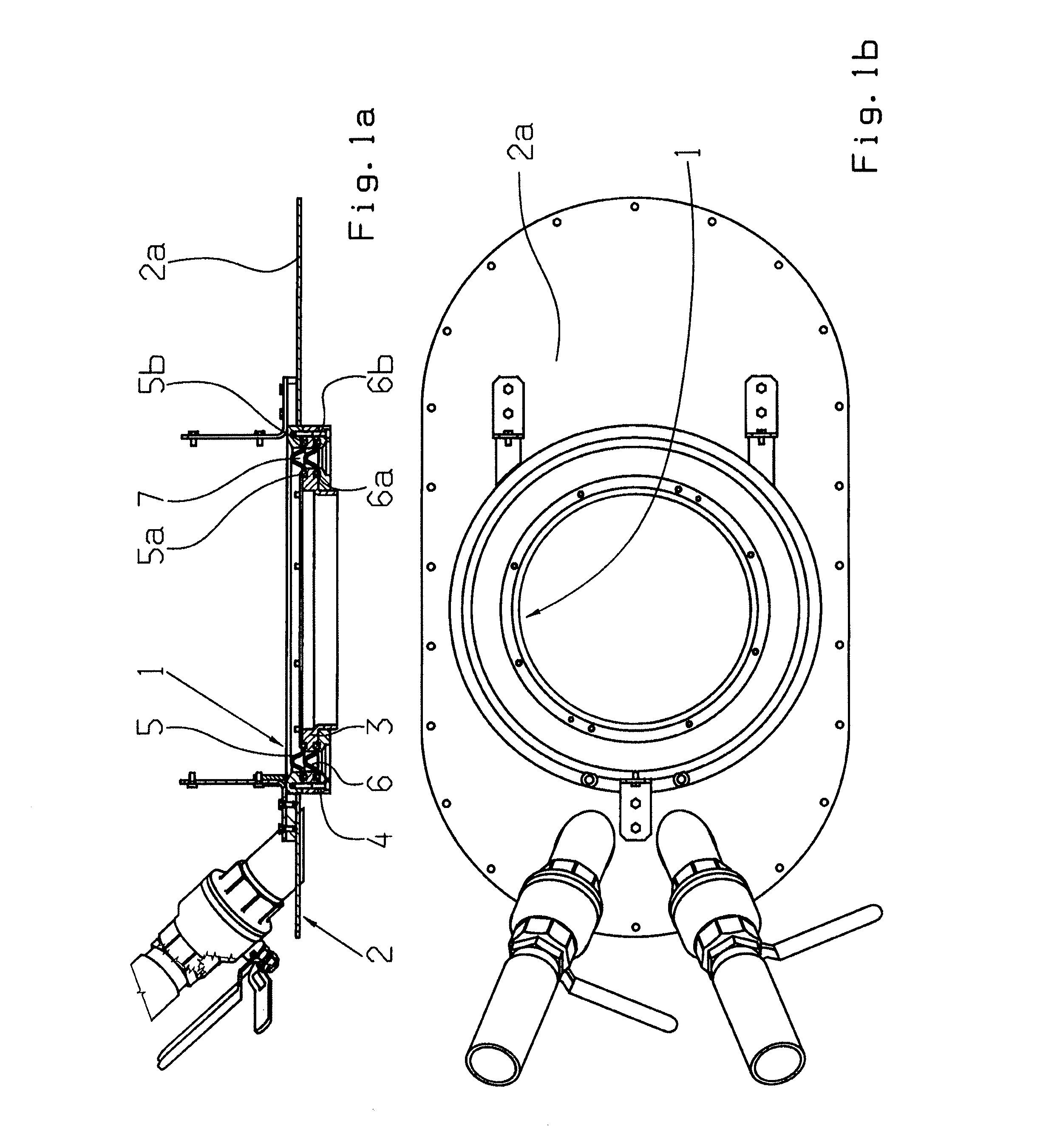 Sealing arrangement for a pivotable boat drive