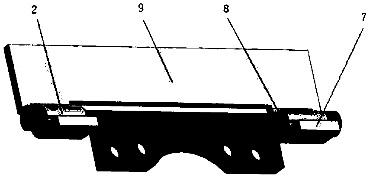 Pneumatic revolving door device and method for self-starting test outlet of shock tunnel air inlet channel