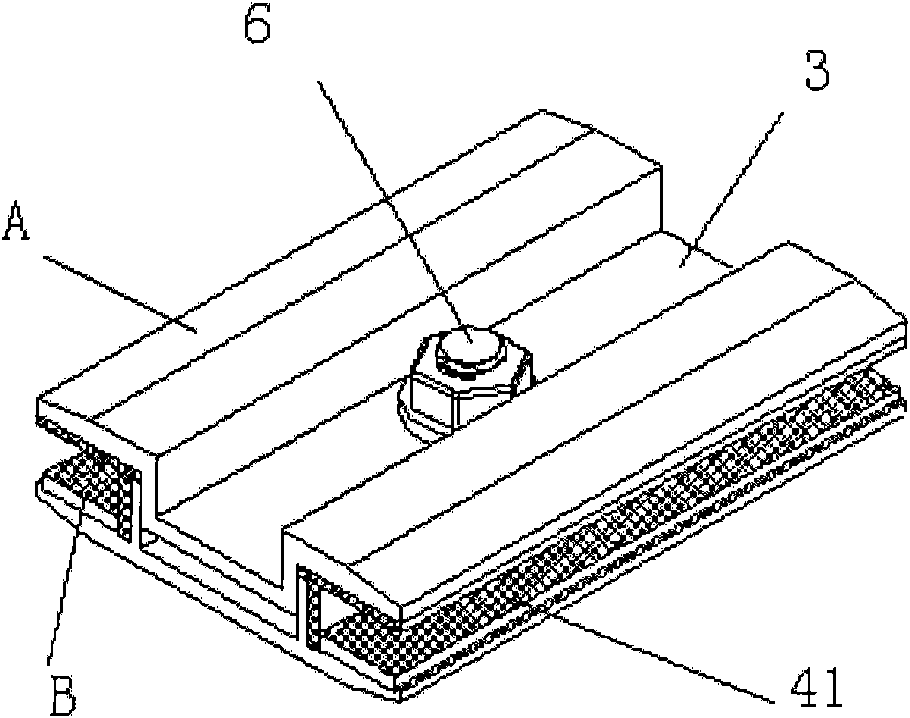 Hull cell module installing device and roof or ground connecting structure thereof