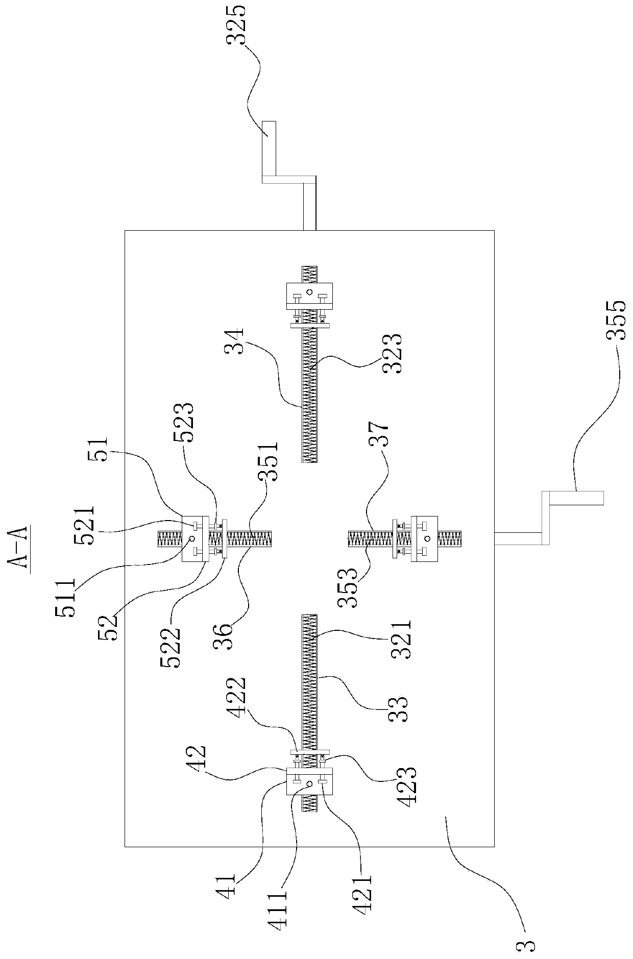 Jacking positioning device for segmented iron outfitting pieces of steam rolled ship deck and using method