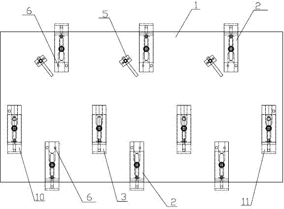 Four-axis clamp capable of finishing turnover in one-step