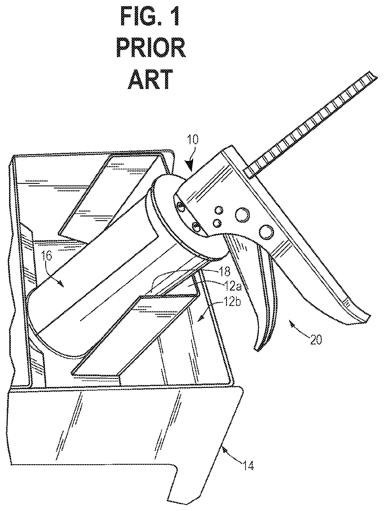 Condiment dispensing device