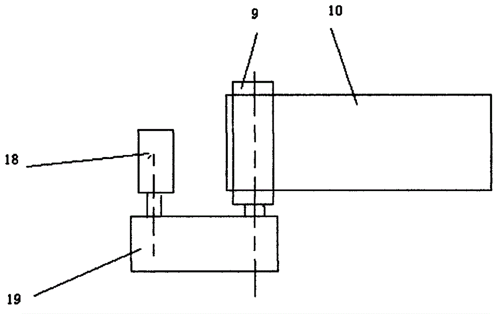 Automatic belt-type riverway trash blocking device