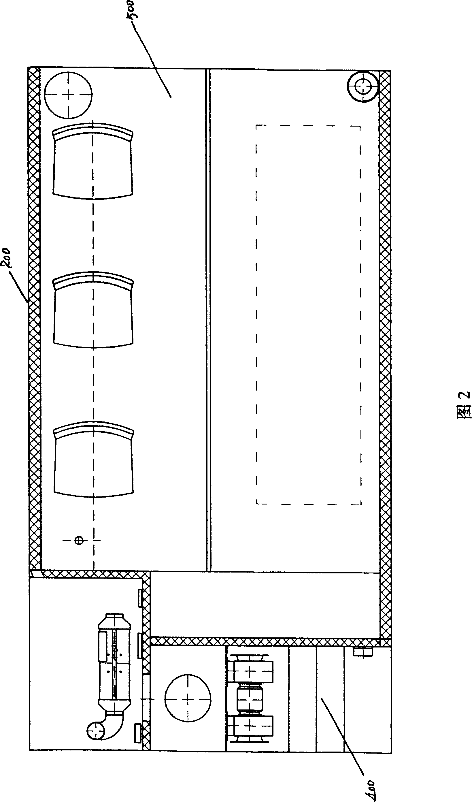 Negative pressure ambulance capable of preventing cross infection of doctor and patient